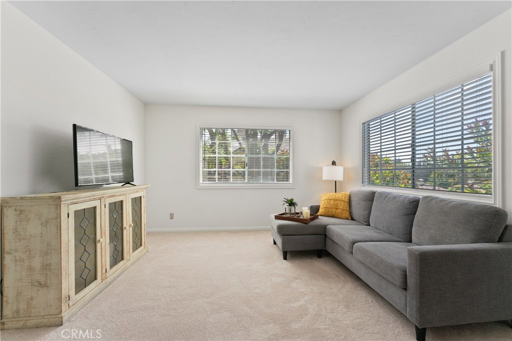 1245 Fitzgerald Road, Unit D Simi Valley, CA 93065 - Photo 3 of 18