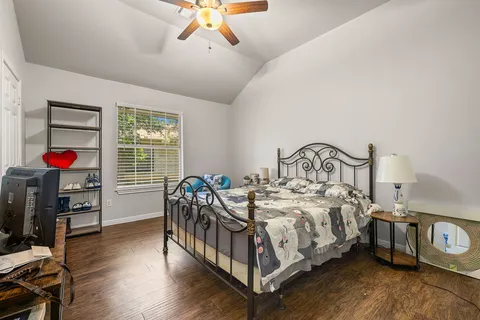 $425,000 | 2910 Whisper Oaks Lane, Georgetown, TX 78628