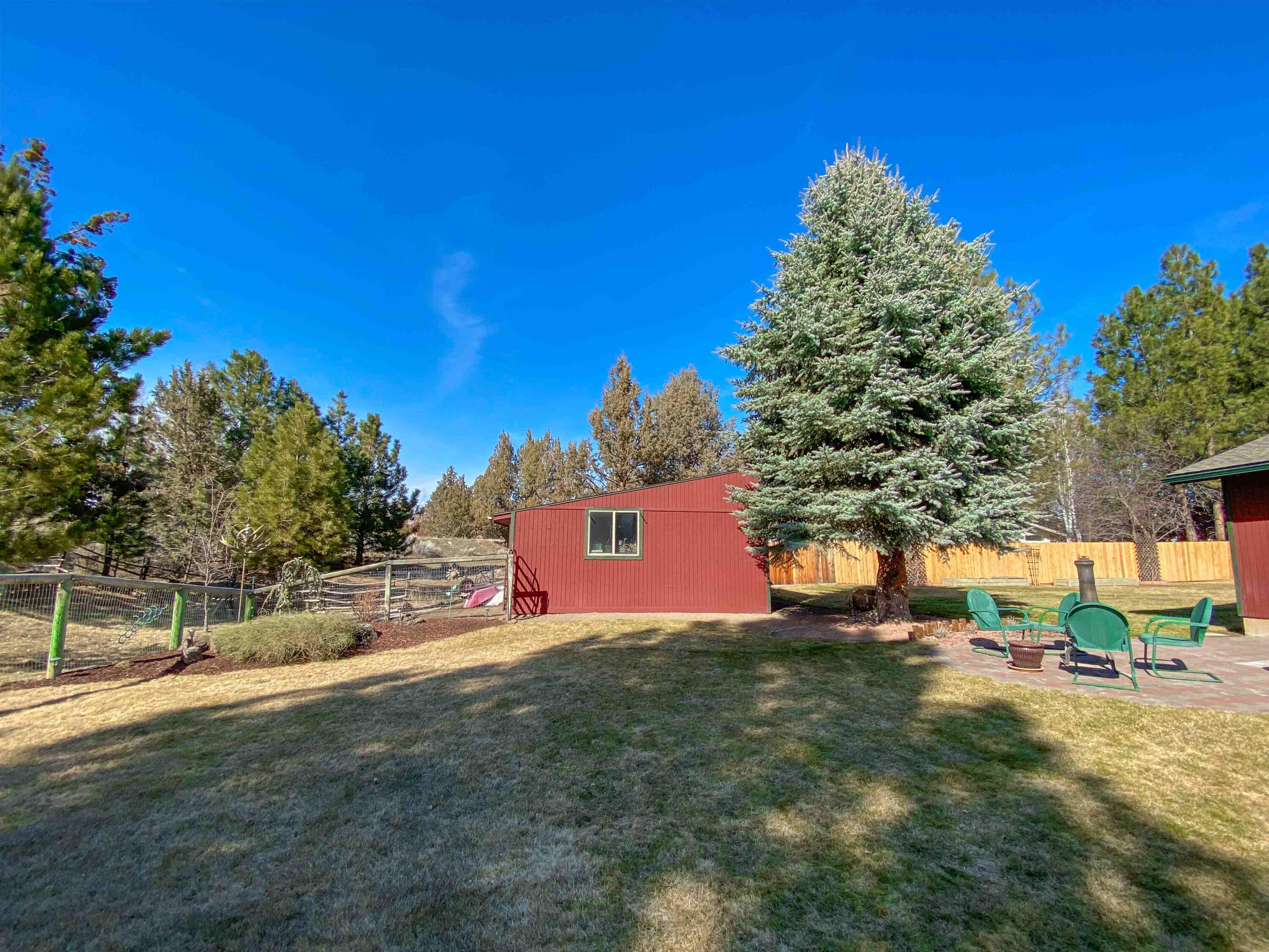 64943 Hunnell Road Bend, OR 97703 - Photo 49 of 70 IMG_9593