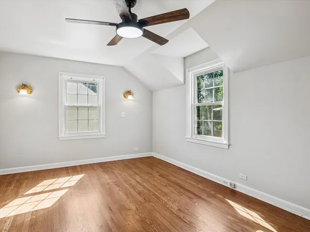 $875,000 | 839 Chilton Lane, Wilmette, IL 60091