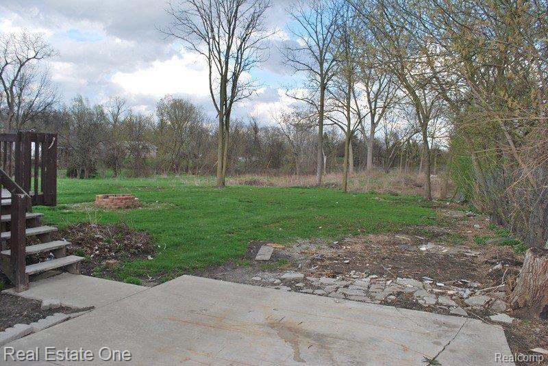 523 Helen Street Inkster, MI 48141 - Photo 25 of 25 HUGE Lot