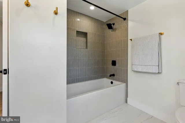 $414,900 | 5811 Dade Street, Capitol Heights, MD 20743