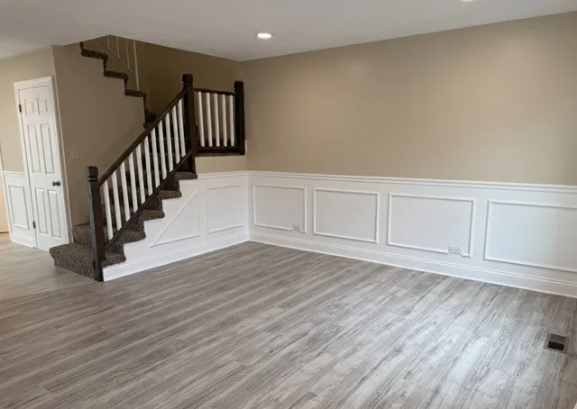 $299,900 | 1659 Islandview Court, Hoffman Estates, IL 60169