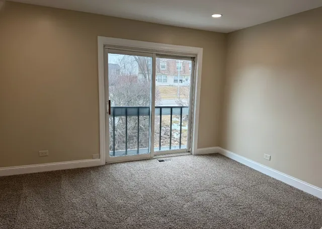 $299,900 | 1659 Islandview Court, Hoffman Estates, IL 60169