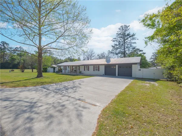 $424,900 | 2075 Sylvia Lane, Waycross, GA 31503