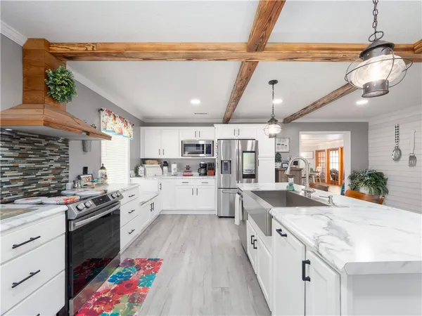 $424,900 | 2075 Sylvia Lane, Waycross, GA 31503