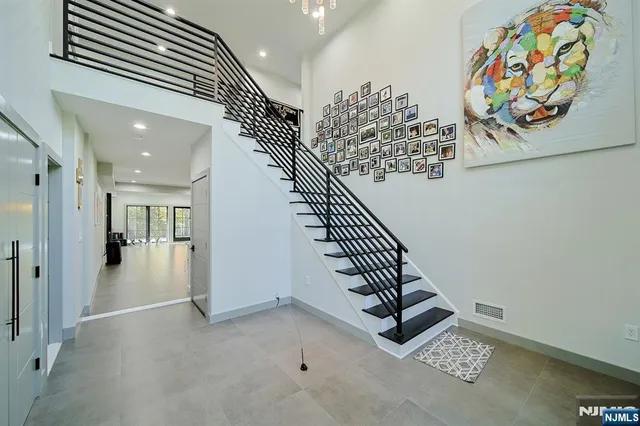 $2,890,000 | 258 County Road, Demarest, NJ 07627