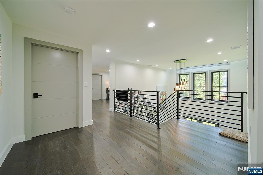 258 County Road Demarest, NJ 07627 - Photo 29 of 49