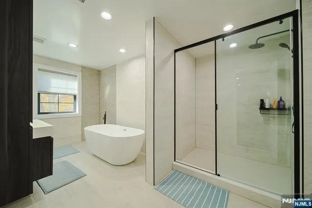 $2,890,000 | 258 County Road, Demarest, NJ 07627