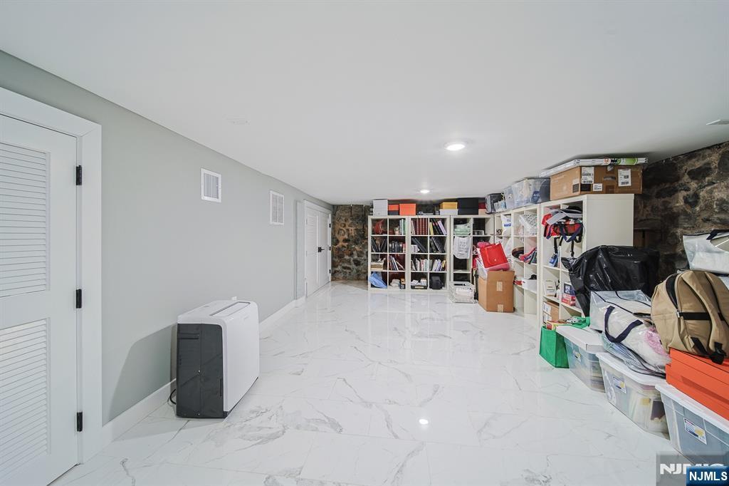 258 County Road Demarest, NJ 07627 - Photo 45 of 49