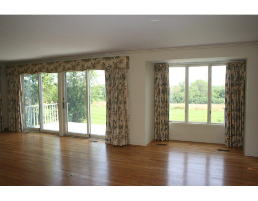 13 Lookout Farm Road Natick, MA 01760 - Photo 6 of 17 Gallery Image 6