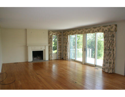 13 Lookout Farm Road Natick, MA 01760 - Photo 7 of 17 Gallery Image 7