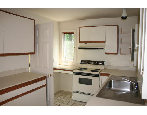 13 Lookout Farm Road Natick, MA 01760 - Photo 8 of 17 Gallery Image 8
