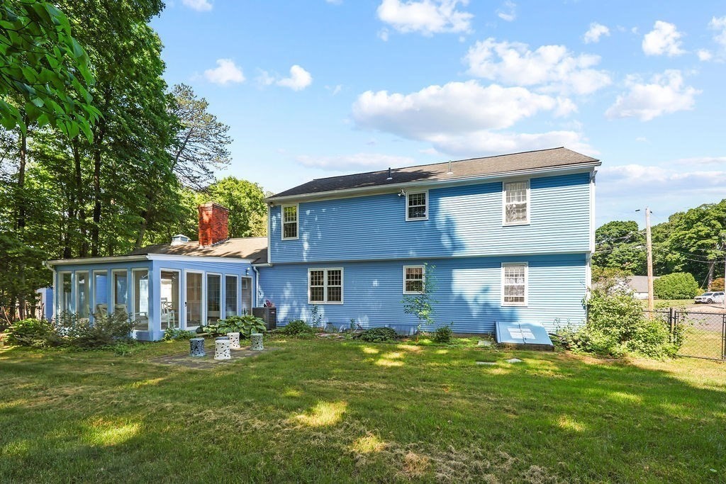 84 Brewster Road West Springfield, MA 01089 - Photo 33 of 35