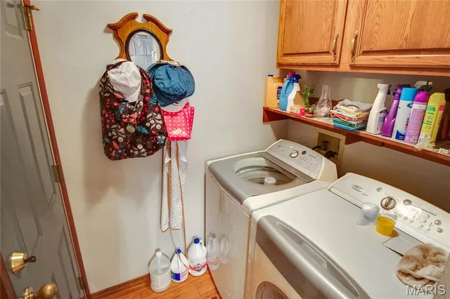 $320,000 | 1211 Fox Lake Drive, Godfrey, IL 62035