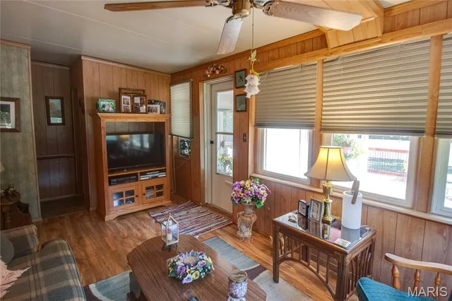 $320,000 | 1211 Fox Lake Drive, Godfrey, IL 62035