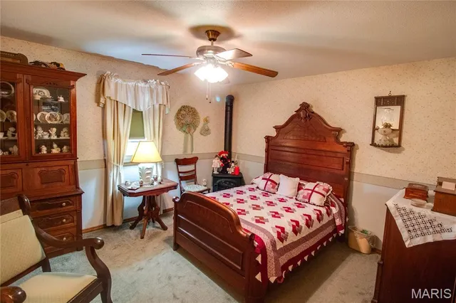 $320,000 | 1211 Fox Lake Drive, Godfrey, IL 62035