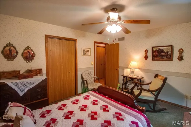 $320,000 | 1211 Fox Lake Drive, Godfrey, IL 62035