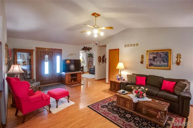 $320,000 | 1211 Fox Lake Drive, Godfrey, IL 62035