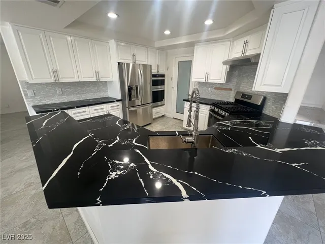 $5,995 | 3116 Ocean Port Drive, Las Vegas, NV 89117