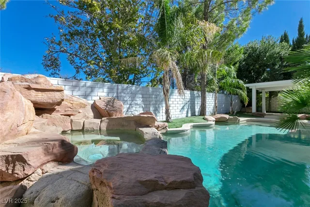 $5,995 | 3116 Ocean Port Drive, Las Vegas, NV 89117