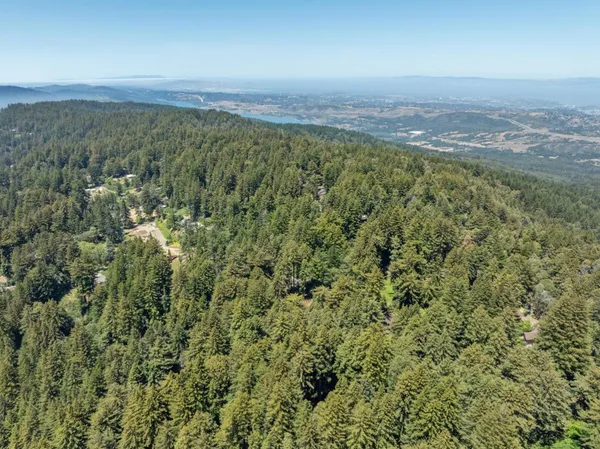 $2,099,000 | 13872 Silver Sky Way, Woodside, CA 94062