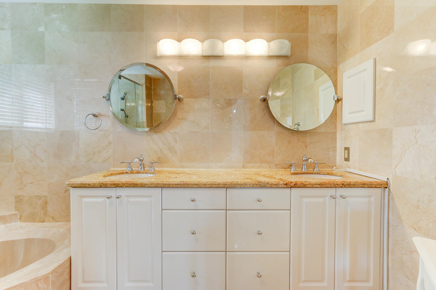 6788 Via Regina Boca Raton, FL 33433 - Photo 13 of 21 6788 Via Regina Boca Raton FL-large-013-