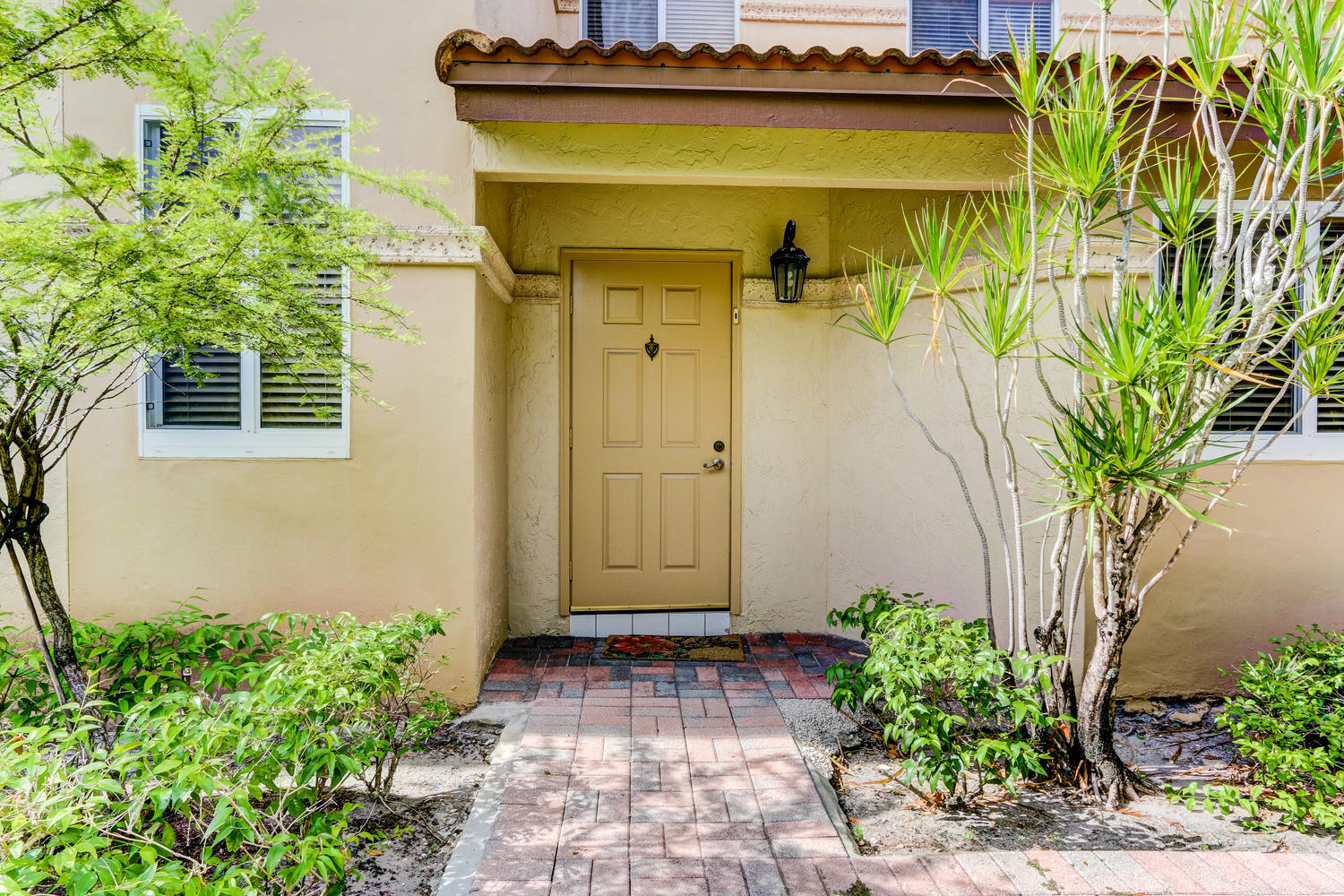 6788 Via Regina Boca Raton, FL 33433 - Photo 2 of 21 6788 Via Regina Boca Raton FL-large-002-