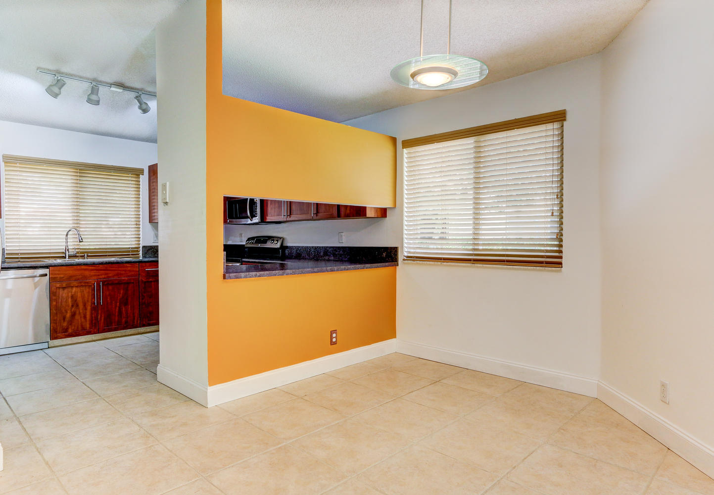 6788 Via Regina Boca Raton, FL 33433 - Photo 6 of 21 6788 Via Regina Boca Raton FL-large-006-