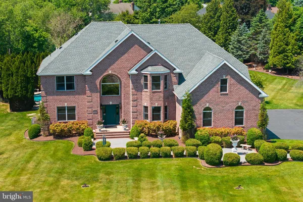 $1,500,000 | 3 Roosevelt Avenue, Pennington, NJ 08534