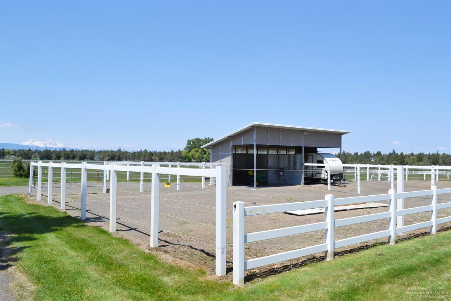 22075 Erickson Road Bend, OR 97701 - Photo 3 of 18 Additional Photo