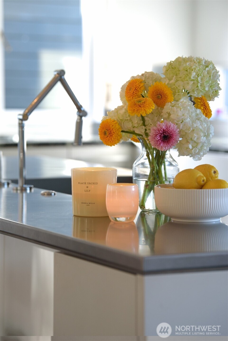 1615 39th Avenue East Seattle, WA 98112 - Photo 9 of 32