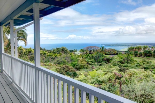 1971 Kaiwiki Road Hilo, HI 96720 - Photo 4 of 25 a view of a balcony with an outdoor space