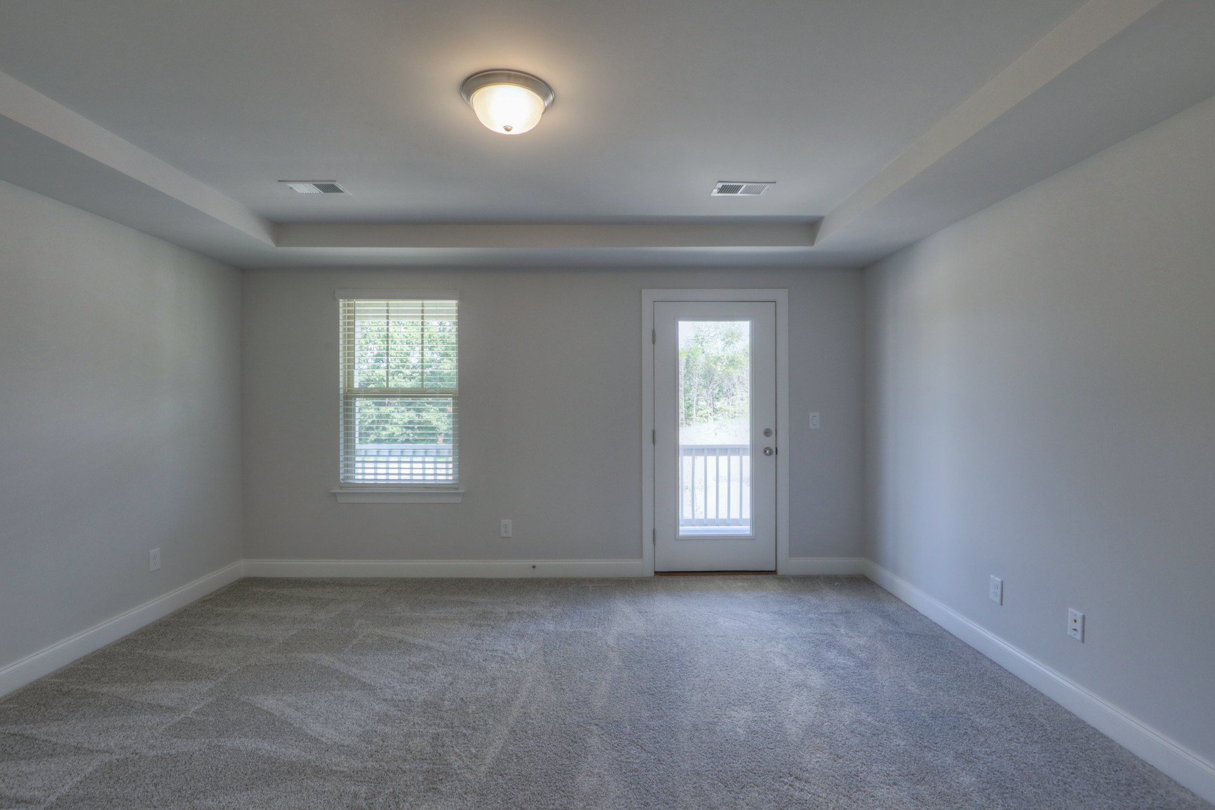 3546 Four Leaf Way Antioch, TN 37013 - Photo 15 of 35 an empty room with a window