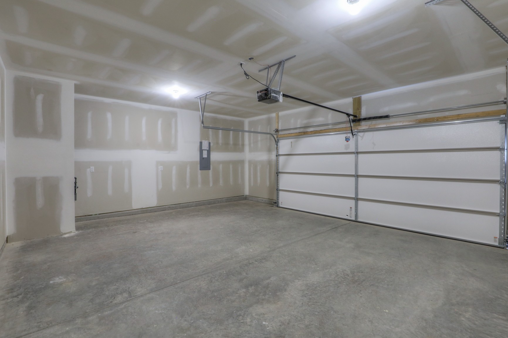 3546 Four Leaf Way Antioch, TN 37013 - Photo 31 of 35 a view of a garage