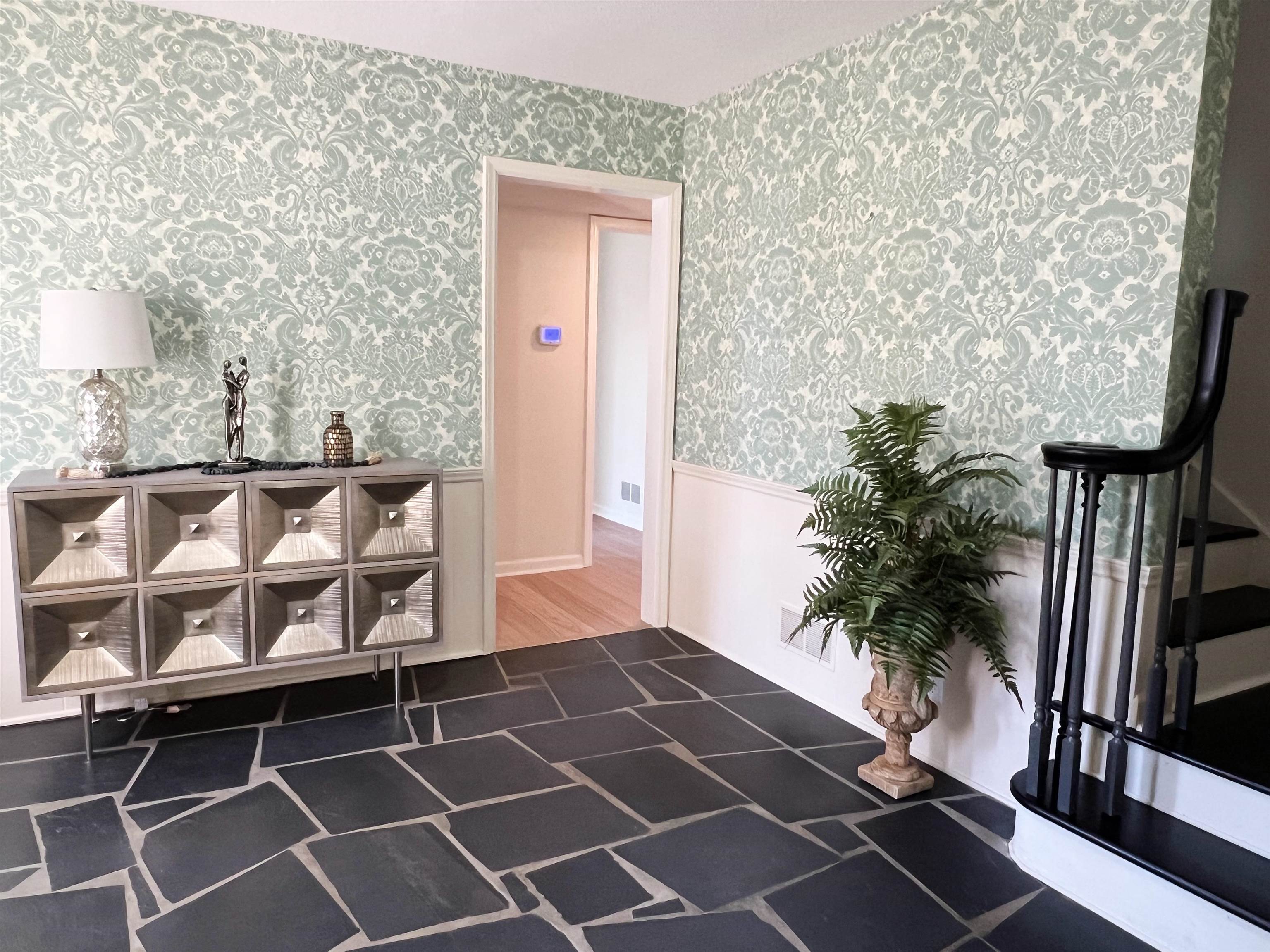 115 Fernbrook Circle Spartanburg, SC 29307 - Photo 4 of 47