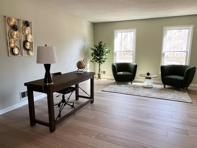 $589,900 | 115 Fernbrook Circle, Spartanburg, SC 29307