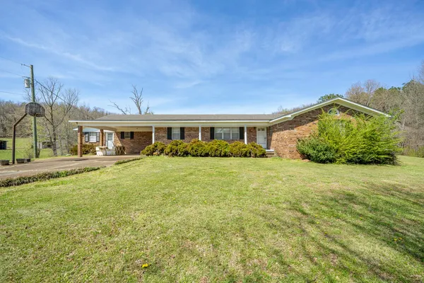 $319,900 | 2980 Clifton Turnpike, Waynesboro, TN 38485
