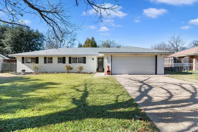 $259,999 | 3300 Purdue Drive, Corsicana, TX 75110