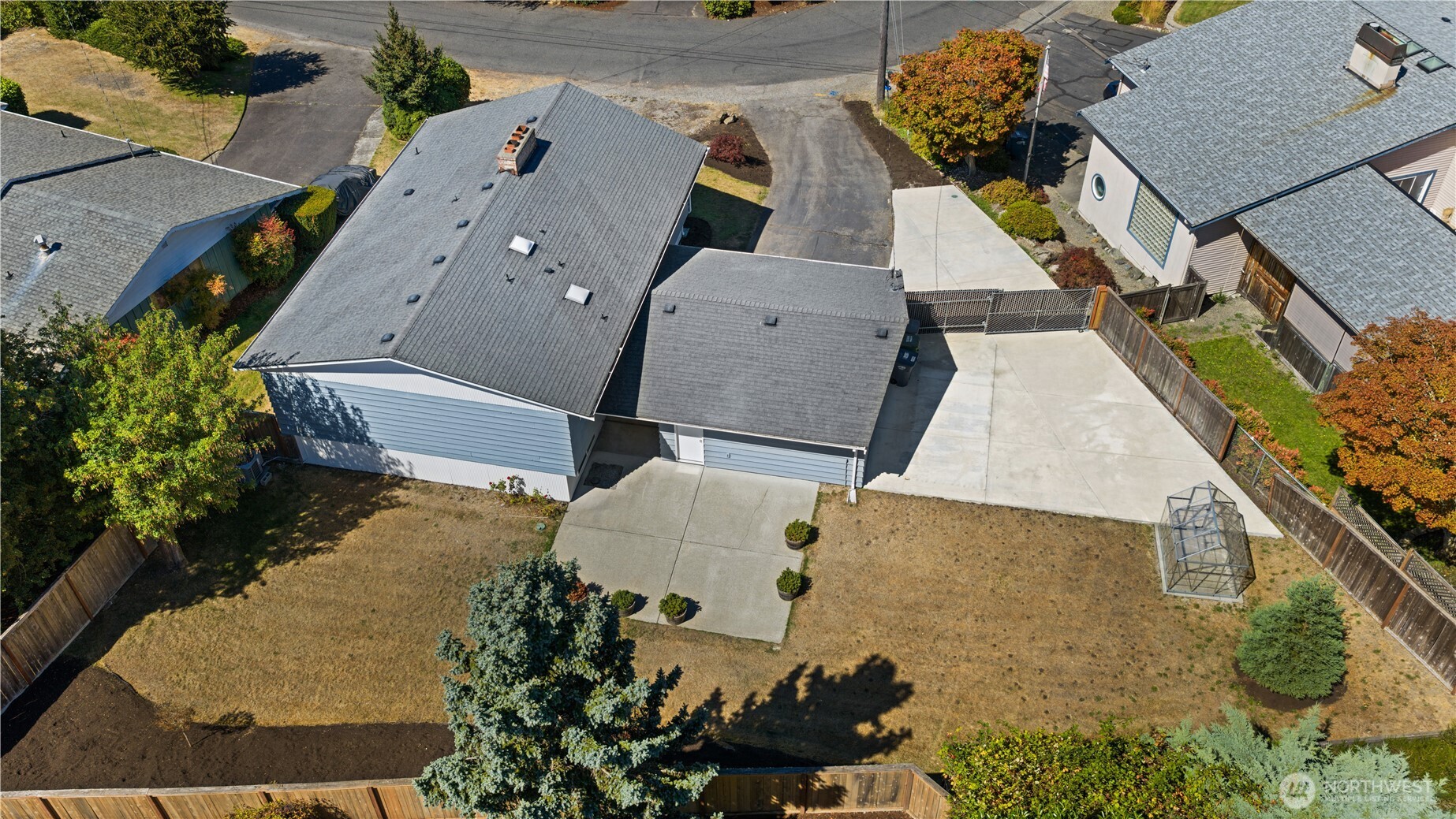 4019 Robin Road West University Place, WA 98466 - Photo 37 of 40 Gallery Image 37