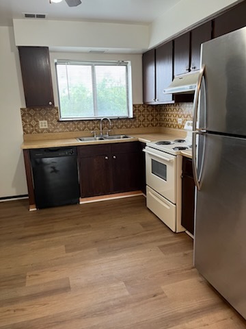 1779 Rand Road, Unit 2B Des Plaines, IL 60016 - Photo 4 of 8