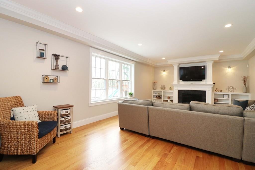 6 Hart Road Lynnfield, MA 01940 - Photo 17 of 42 Gallery Image 17