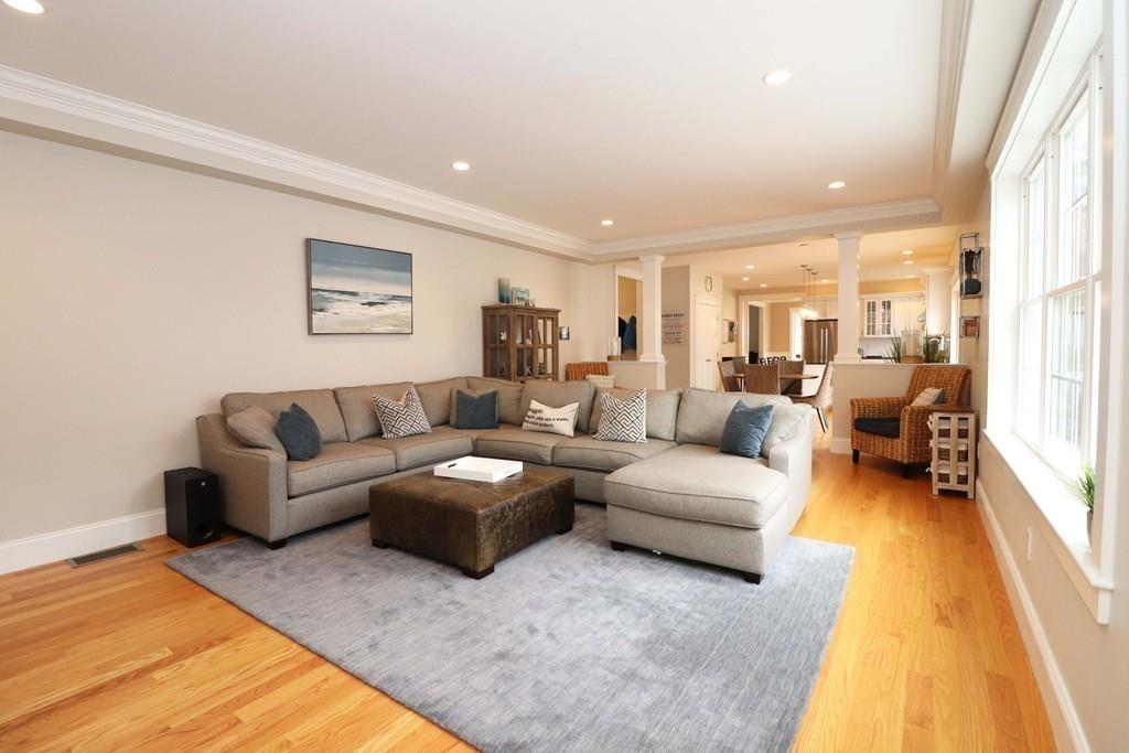 6 Hart Road Lynnfield, MA 01940 - Photo 18 of 42 Gallery Image 18