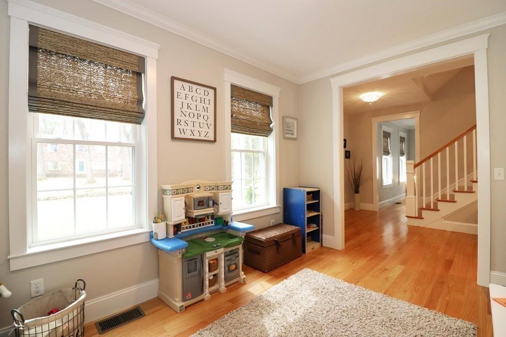 6 Hart Road Lynnfield, MA 01940 - Photo 20 of 42 Gallery Image 20