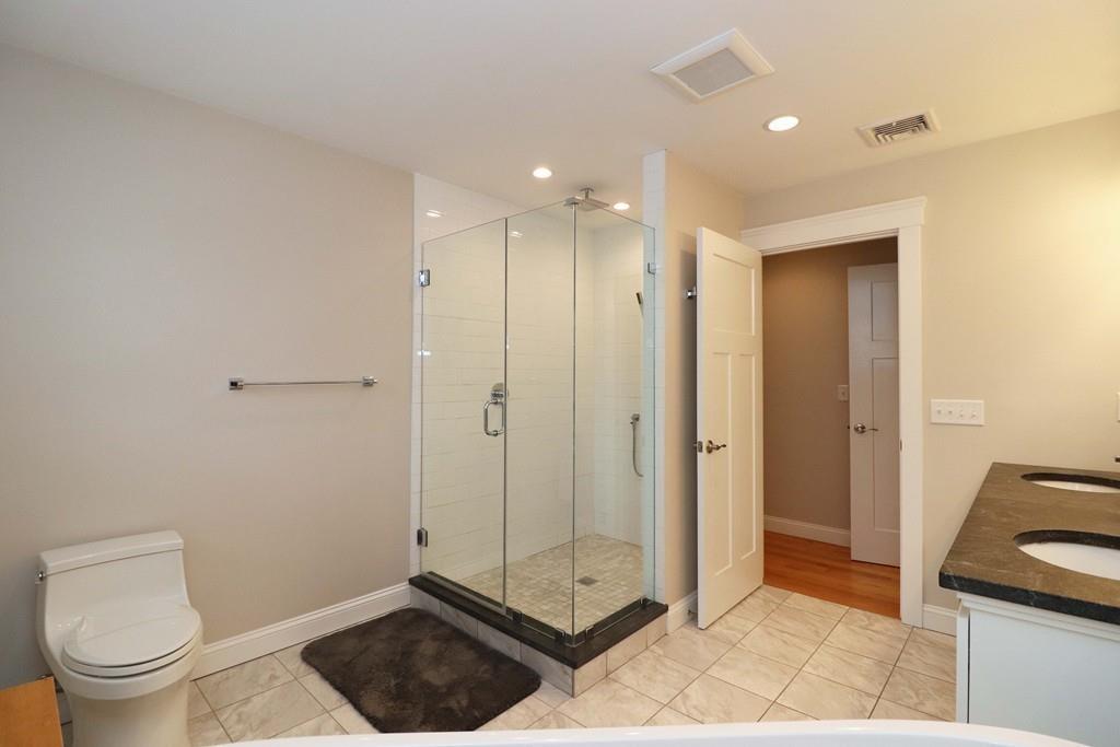 6 Hart Road Lynnfield, MA 01940 - Photo 31 of 42 Gallery Image 31