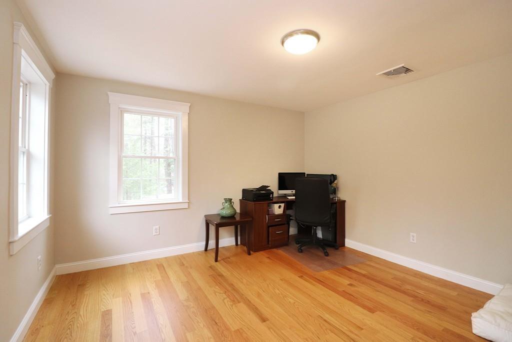 6 Hart Road Lynnfield, MA 01940 - Photo 32 of 42 Gallery Image 32