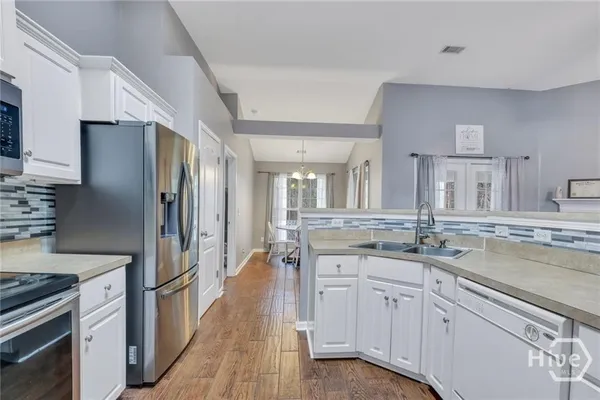 $2,300 | 1506 Bradley Boulevard, Savannah, GA 31419