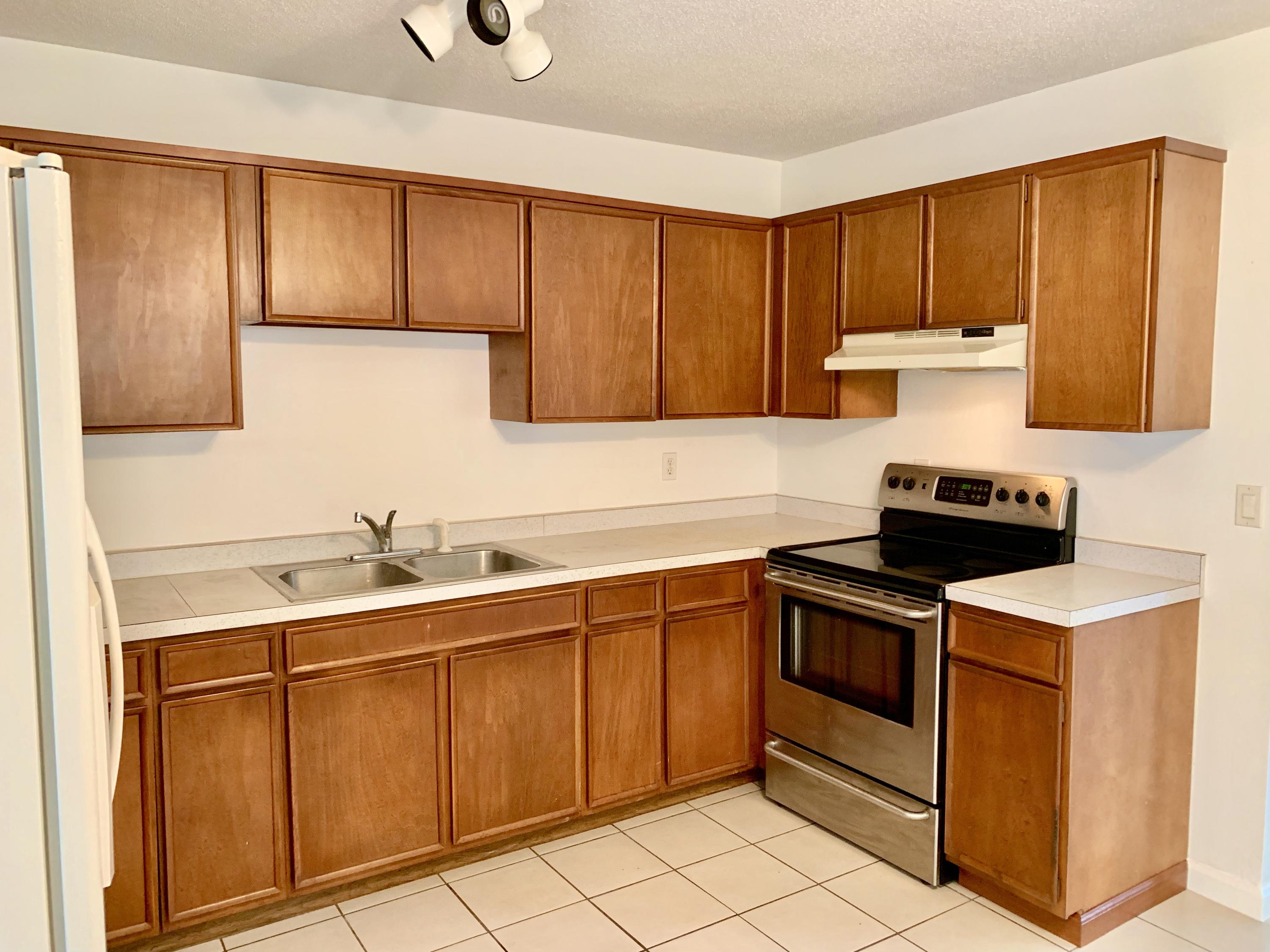 7206 Donlon Road Fort Pierce, FL 34951 - Photo 6 of 12 fullsizeoutput_2f45
