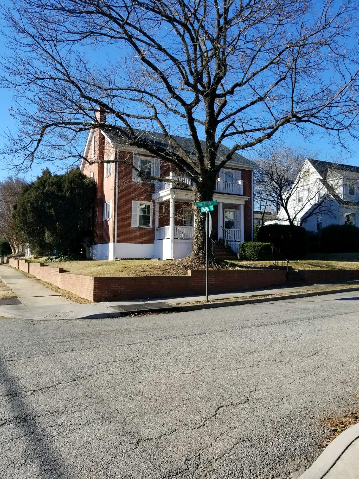 1835 Sheffield Road Southwest Roanoke, VA 24015 - Photo 4 of 30 Front of Home