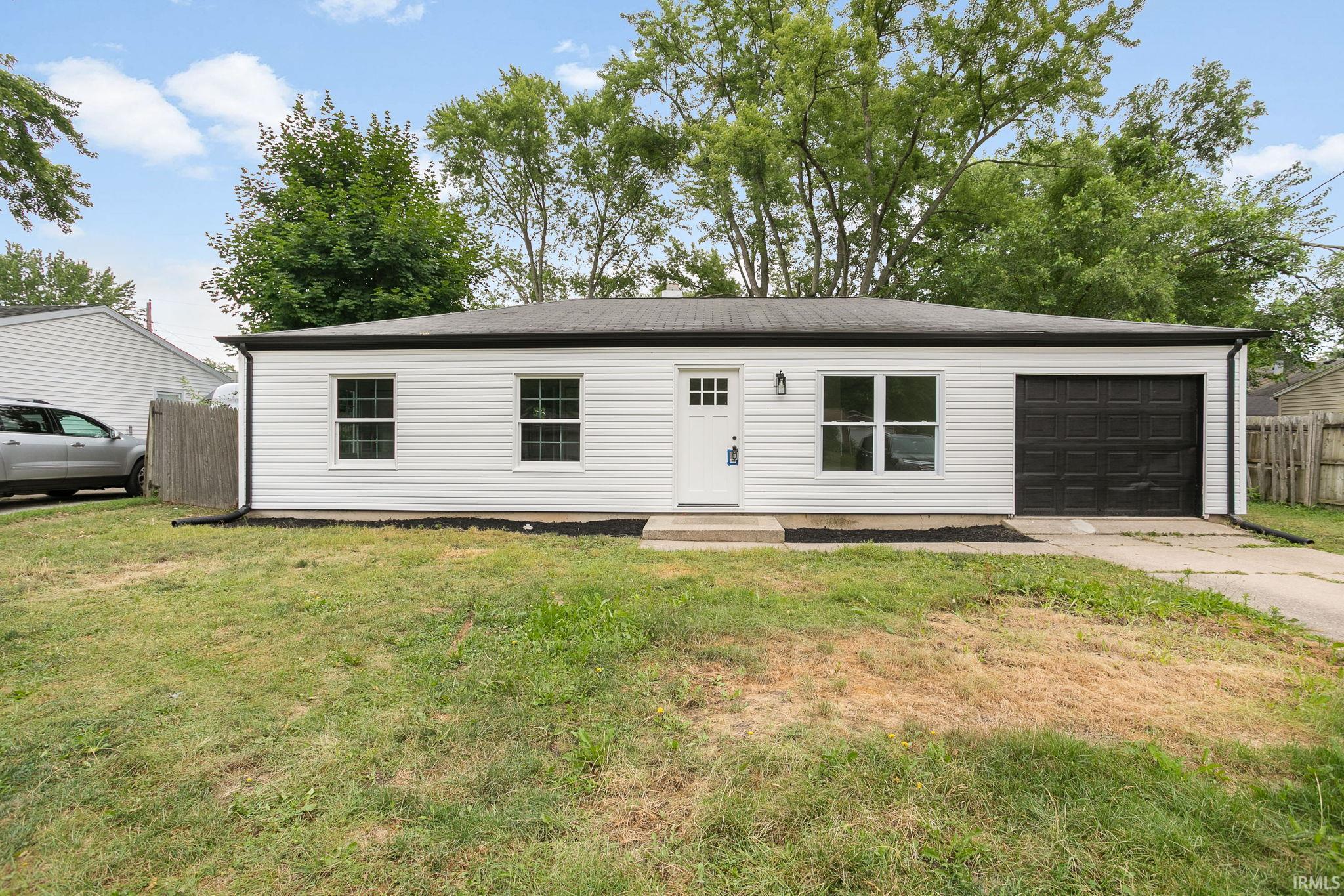 3614 Lilac Road South Bend, IN 46628 - Photo 1 of 36